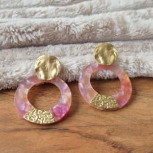 Oorbellen goud roze, biba sieraden, trendy oorbellen, cadeau tip, dames oorbellen