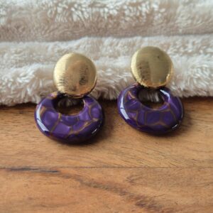 Oorbellen goud - paars, biba sieraden, biba oorbellen, trendy, classy oorbellen, trends, cadeau tip