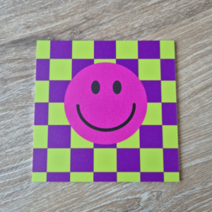 forex tegeltje, wanddecoratie, mini wanddecoratie, muurdecoratie, wandpaneel, decoratief tegeltje, forex PVC, lichtgewicht plaat, 12x12 cm, klein formaat decoratie, vierkant tegeltje, modern design, minimalistisch, strak interieur, matte afwerking, fotoprint, fototegeltje, collage wand, gallery wall, interieur decoratie, wandaccessoire, persoonlijk cadeau, cadeau idee, housewarming cadeau, cadeau voor haar, cadeau voor hem, smiley