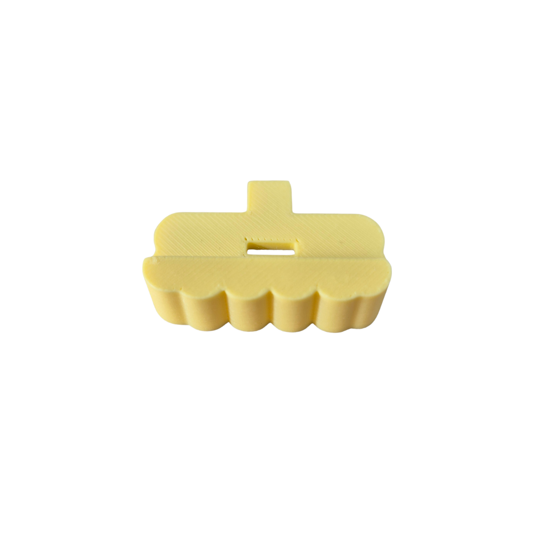 tegelhouder, kunsthouder, Muuss, modulair systeem, wanddecoratie, woonaccessoires, tegeltjes, galerijwand, mix & match, personaliseerbaar, zonder boren, nanotape, duurzaam, PLA, 3D-geprint, lichtgewicht, modern design, beige, bruin, donkergroen, lichtroze, lila, neon-roze, pastelgeel, perzik, zwart